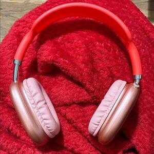 Wireless Pink and Gold Headphones